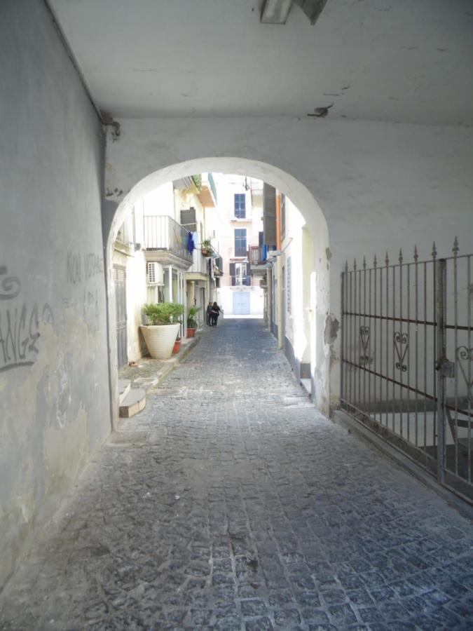 A Casa Di Monica Apartment Pozzuoli Exterior photo